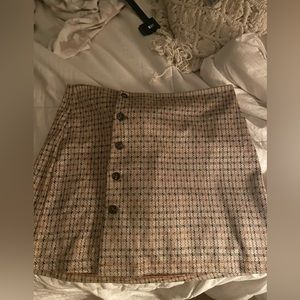 Urban Romantics Skirt- New with tags never worn